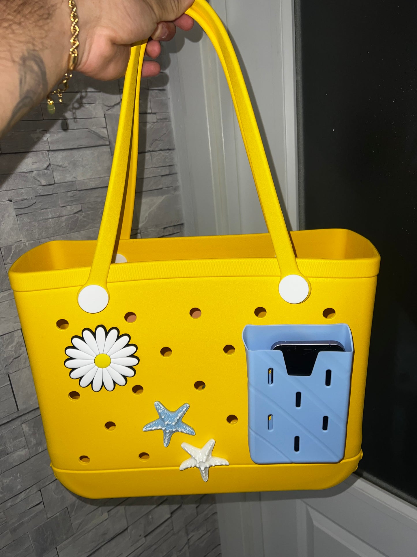 bolso M